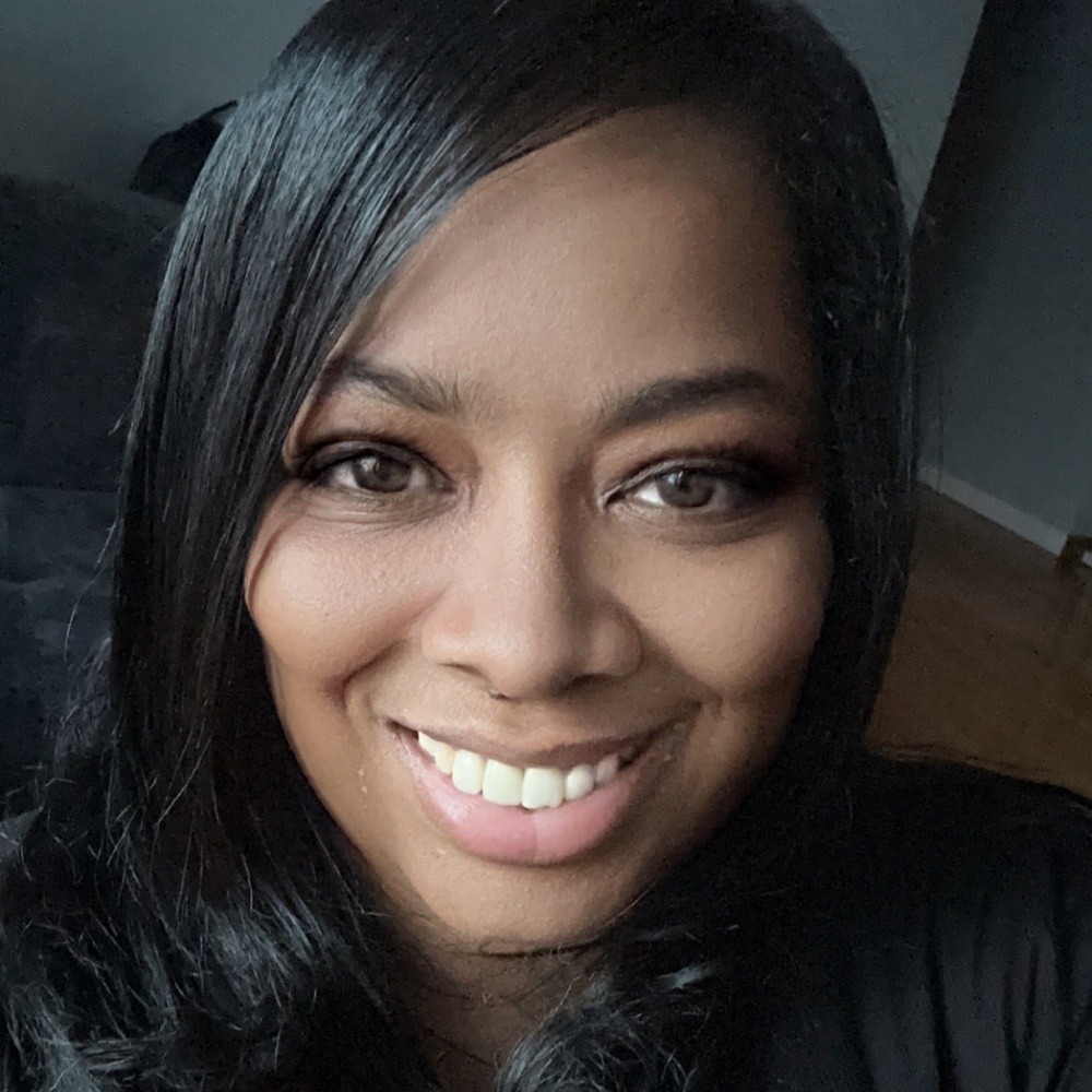 Meet your Posher, Andria